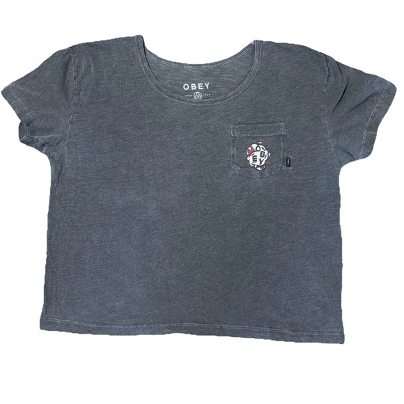 Obey Propaganda Women's Oversized Crop Top Small Front Pocket Skull Faded Gray - Picture 3 of 6